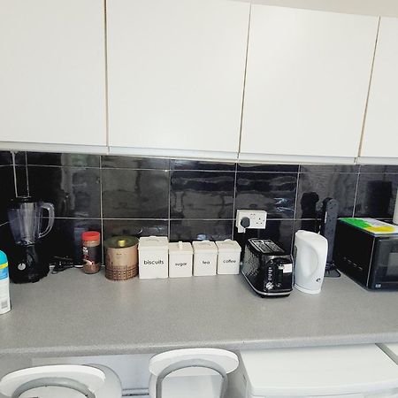 Excellent Double Rooms In Cheap Rate Around Central Londýn Exteriér fotografie
