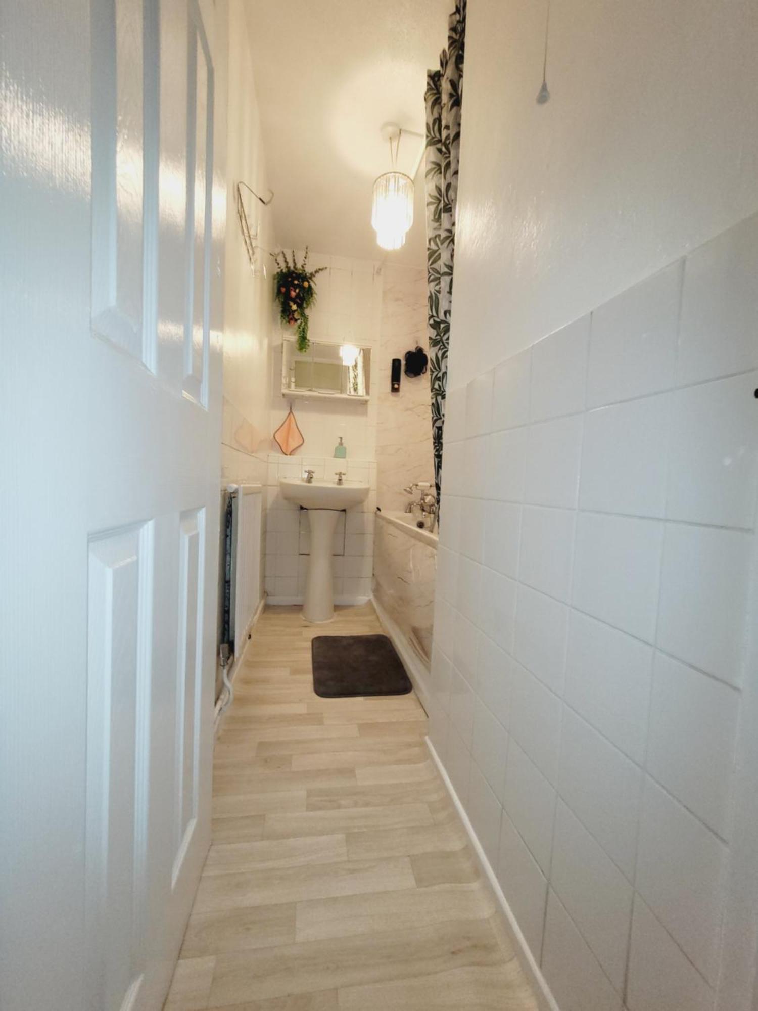 Excellent Double Rooms In Cheap Rate Around Central Londýn Exteriér fotografie