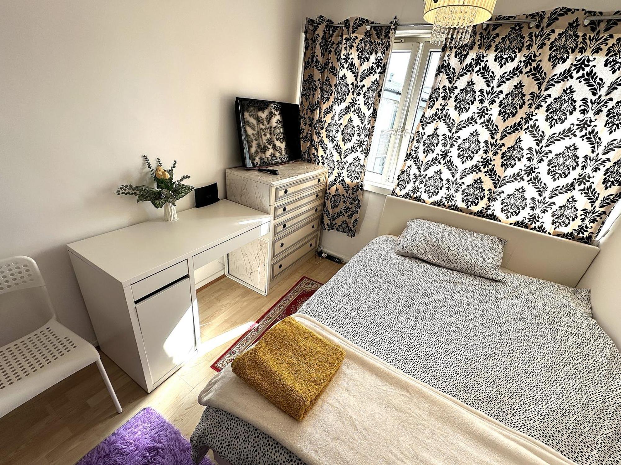 Excellent Double Rooms In Cheap Rate Around Central Londýn Exteriér fotografie