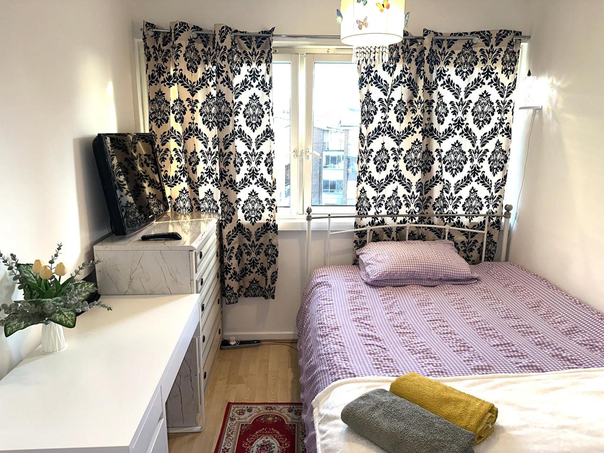 Excellent Double Rooms In Cheap Rate Around Central Londýn Exteriér fotografie